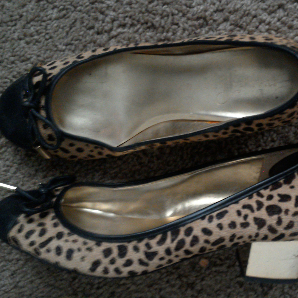 Ivanka Trump leopard gold heel flats